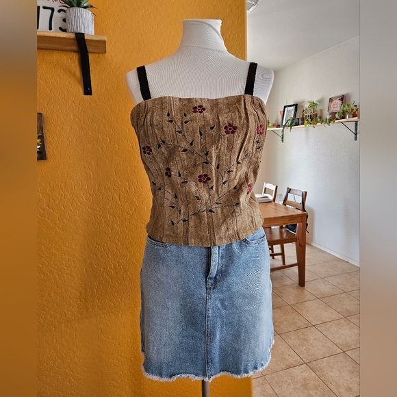 Wrangler Leather Floral Shirt - Picture 2 of 5